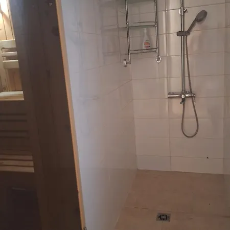 Only 4 Minutes From The Sea By Car Варна