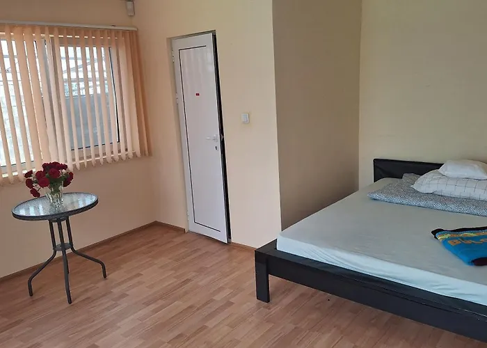 Only 4 Minutes From The Sea By Car Apartment *